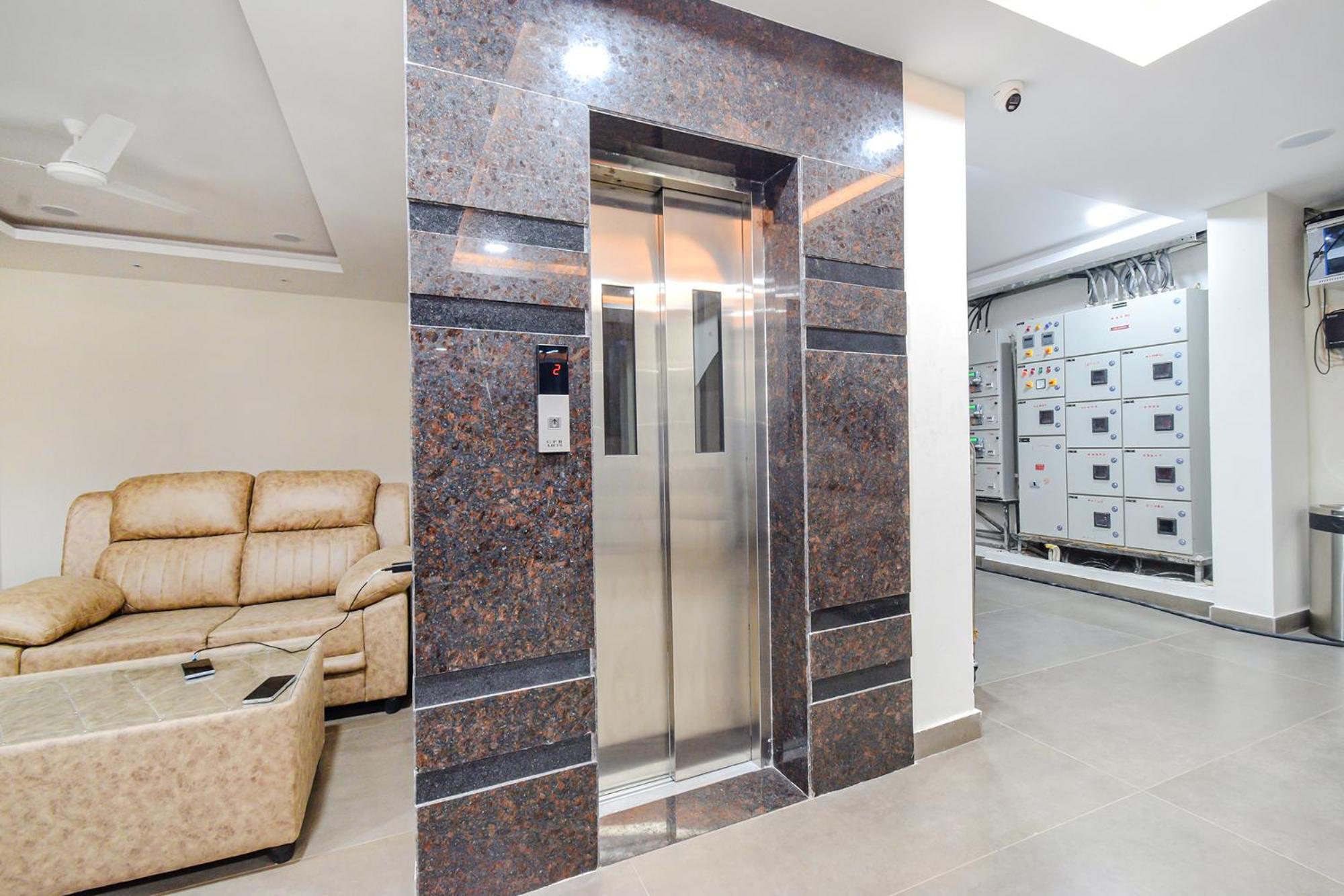 Fabhotel Seri - Nr Kims Hospital, Gachibowli Хидерабад Екстериор снимка