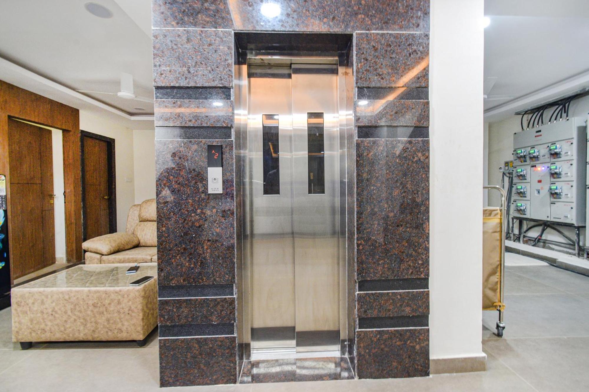 Fabhotel Seri - Nr Kims Hospital, Gachibowli Хидерабад Екстериор снимка